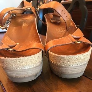 Tory Burch sz 10 wedge sandals EUC